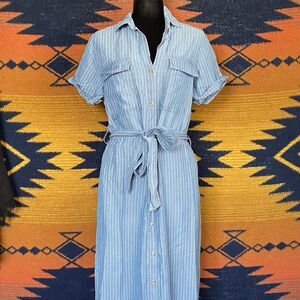 NWT Nordstrom’s Velvet Heart Button Up Collared Dress. Pockets. Size Medium.